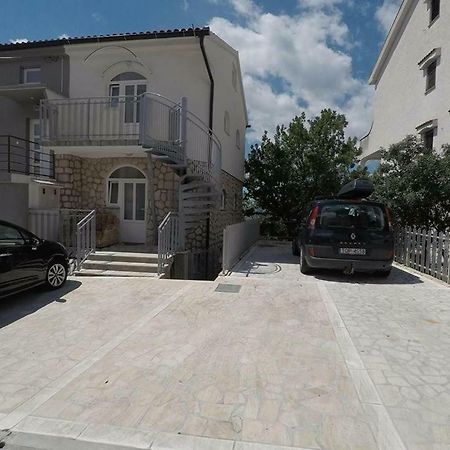 דראמליי Apartments Tommi מראה חיצוני תמונה