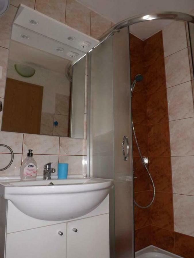 דראמליי Apartments Tommi מראה חיצוני תמונה