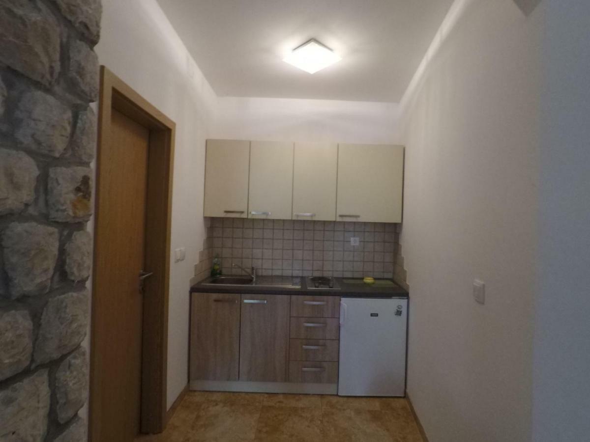 דראמליי Apartments Tommi מראה חיצוני תמונה